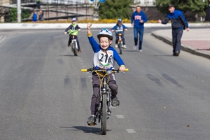 Спешили с добром: в Каменске-Уральском состоялся первый благотворительный велопробег